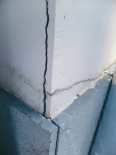 reparar grietas en fachadas